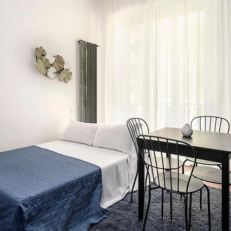 Appartement "Violet Dream" - Duomo Citylife à Milan Extérieur photo