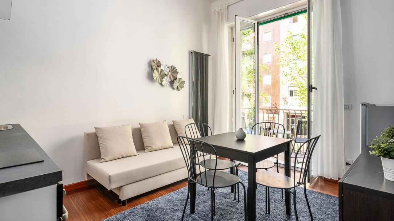 Appartement "Violet Dream" - Duomo Citylife à Milan Extérieur photo